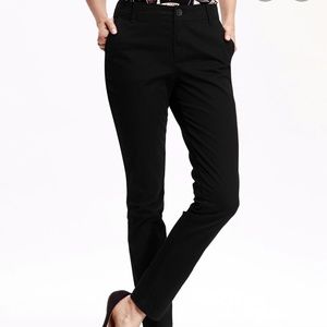 Old Navy Everyday Khakis Black